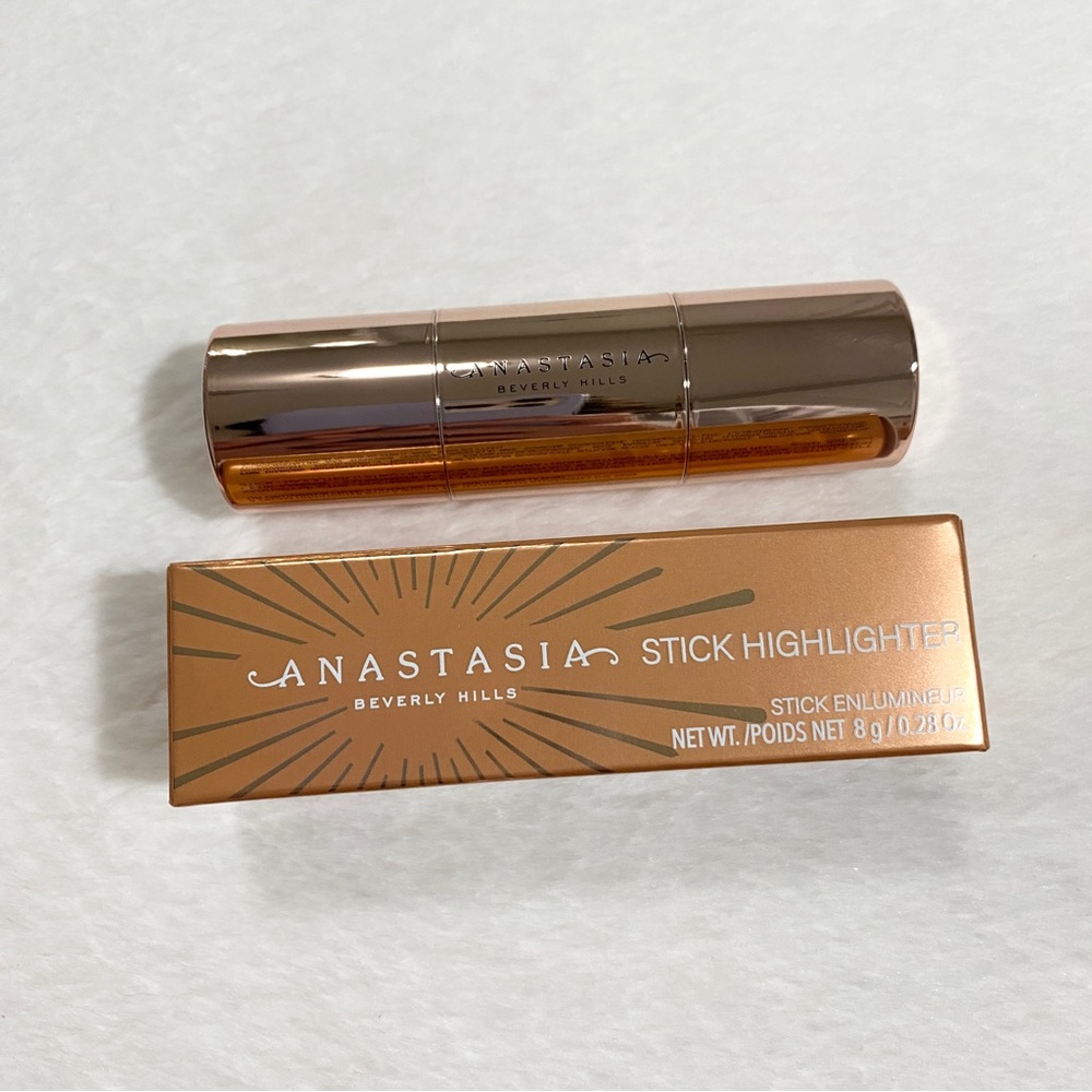 Anastasia Beverly Hills Stick Highlighter - Dripping in Gold